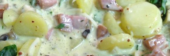 картофельная запеканка с беконом и грибами