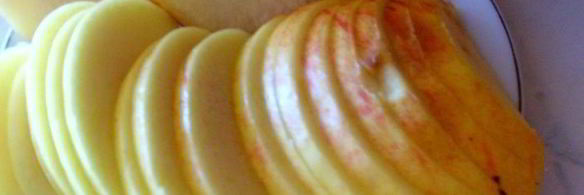 овсяная запеканка с соусом из киви и апельсина