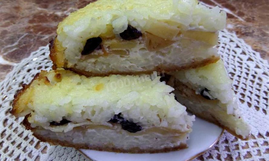 Рецепт рисовой запеканки с яблоками и изюмом