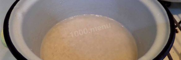 рисовая запеканка с яблоками и изюмом