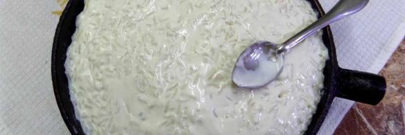 рисовая запеканка с яблоками и изюмом