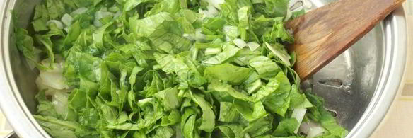 рисовая запеканка со шпинатом и яйцом