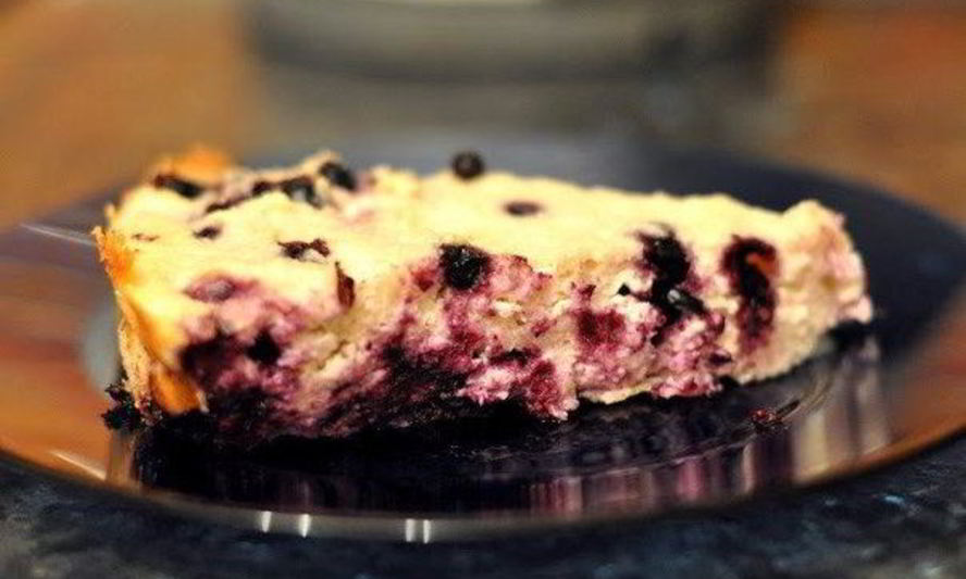 Рецепт творожной запеканки с черникой и йогуртом