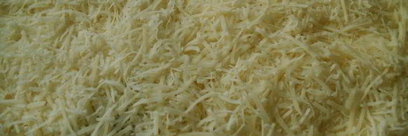 запеканка из куриных рулетиков с грибами под сливочной заливкой