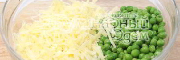 запеканка из макарон с сыром и зеленым горошком