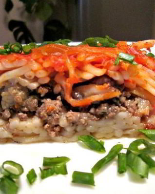 Запеканка с фаршем и баклажанами