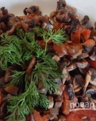 Грибная икра с помидорами на зиму