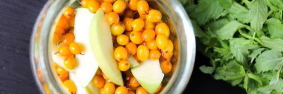 компот из облепихи и яблок на зиму