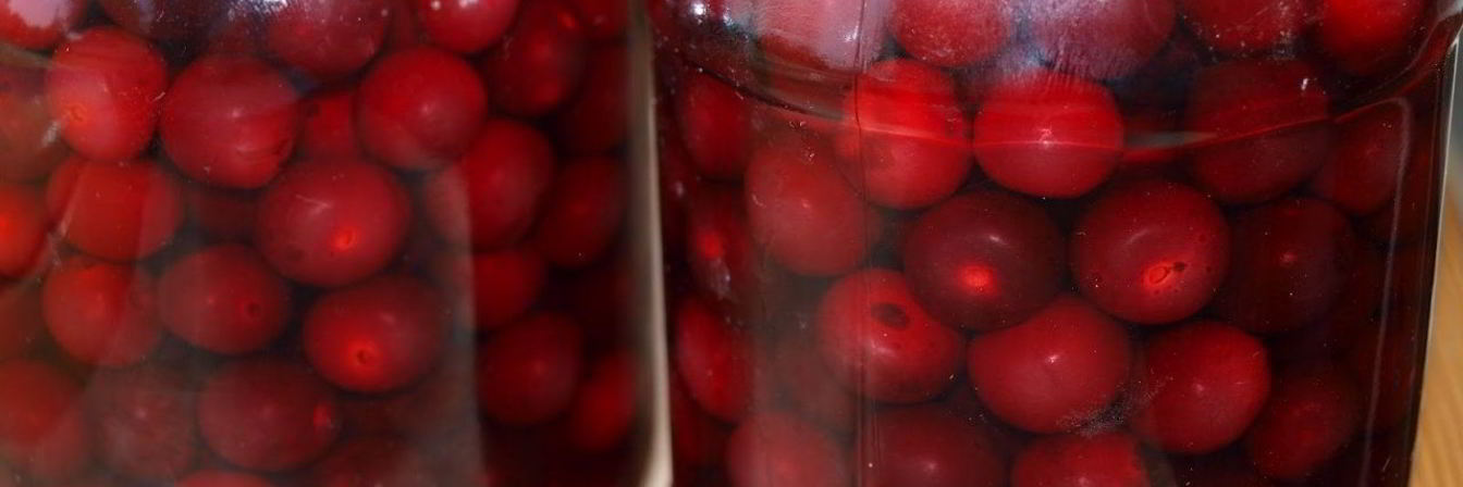 Компот из вишни