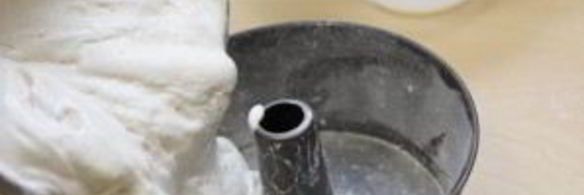 ванильный торт с ягодным компоте