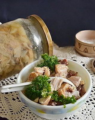 Курица в банке на зиму
