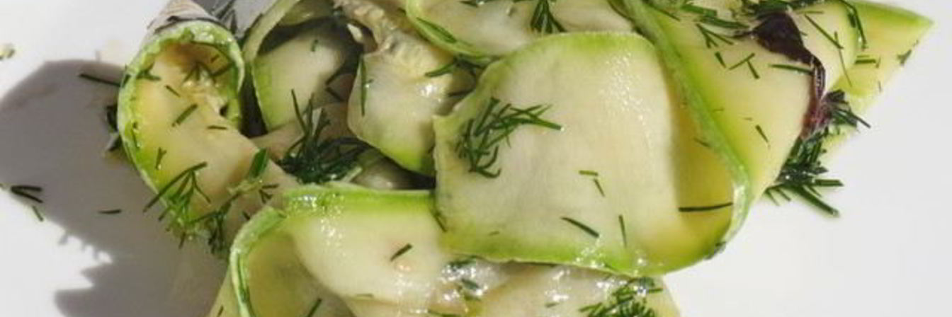 Быстрые маринованные кабачки