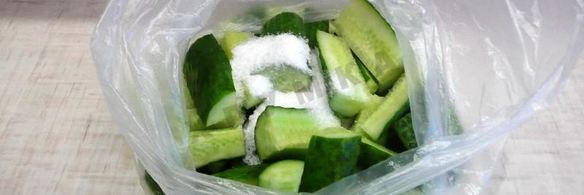быстрые маринованные огурцы в пакете
