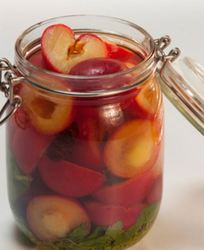 Маринованные сливы