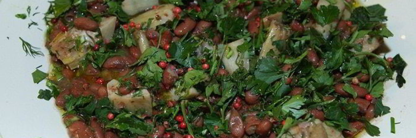 Фасоль с маринованными артишоками