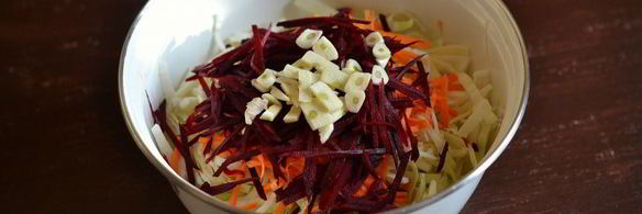 капуста маринованная со свеклой