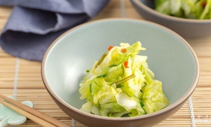 Рецепт маринованной капусты с острым перцем