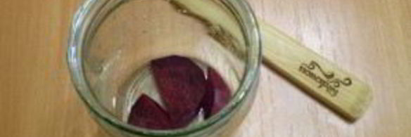 маринованная капуста со свеклой и чесноком