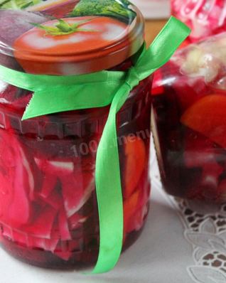Маринованная капуста со свеклой на зиму