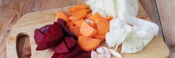 маринованная капуста со свеклой на зиму