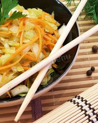 Маринованная капустка с пряностями по-корейски