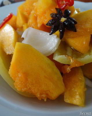 Маринованная тыква с овощами