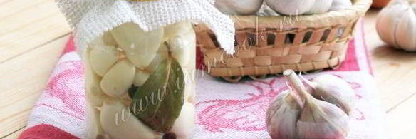 маринованный чеснок зубчиками