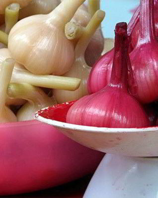 Маринованный чеснок