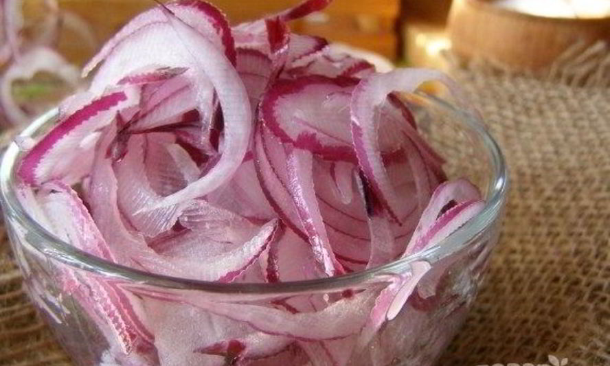 Рецепт маринованного лука на зиму без стерилизации