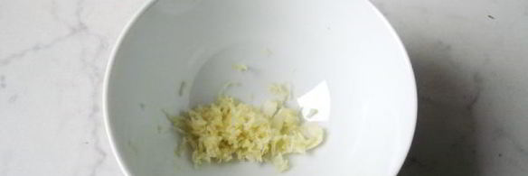 маринованные шампиньоны с укропом и чесноком