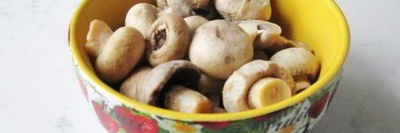 маринованные шампиньоны с укропом и чесноком