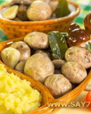 Маринованные шампиньоны