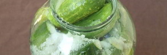 огурцы, маринованные с капустой