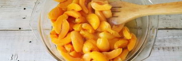 абрикосовое варенье с ядрышками