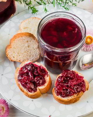 Мамино вишневое варенье