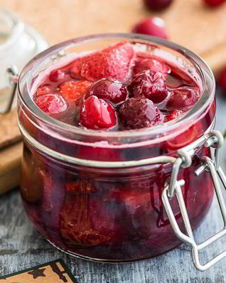 Варенье из клубники и вишни