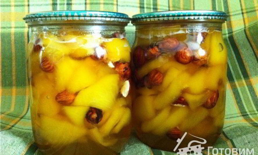 Рецепт варенья из персиков с орешками и медом
