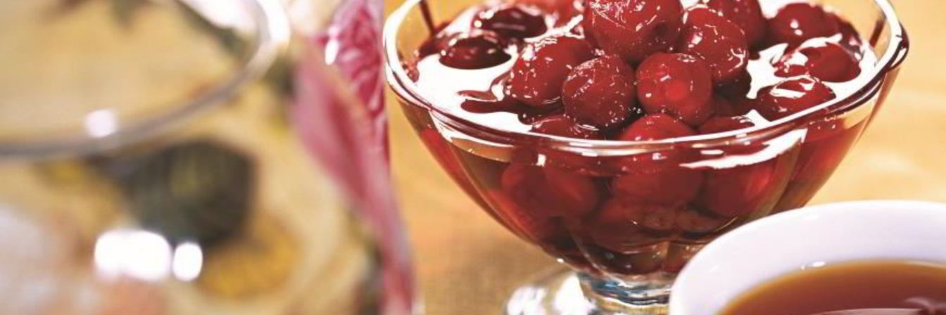 Вишневое варенье с косточками