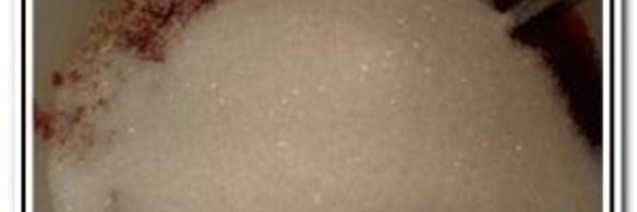 вишневое варенье с миндалем и шоколадом