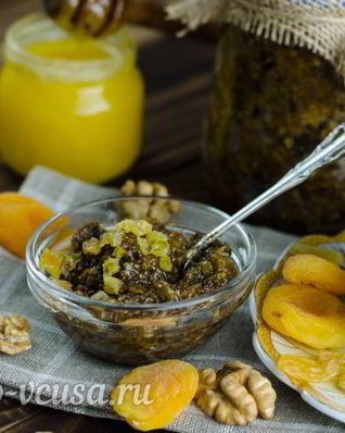 Витаминная смесь из сухофруктов