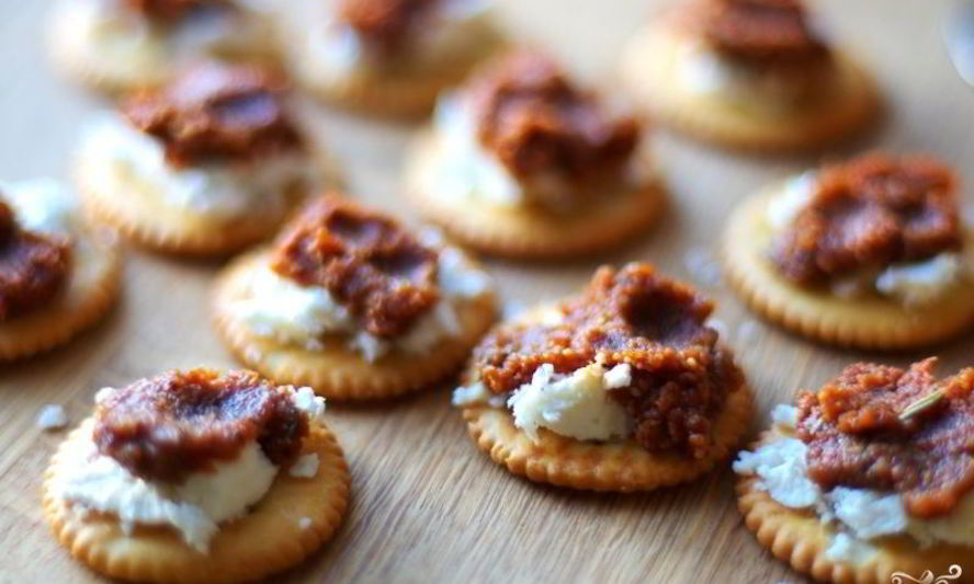 Рецепт закуски с вялеными помидорами