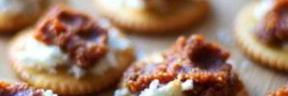 закуска с вялеными помидорами