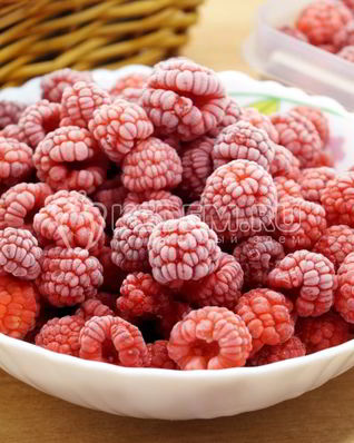 Заморозка малины на зиму