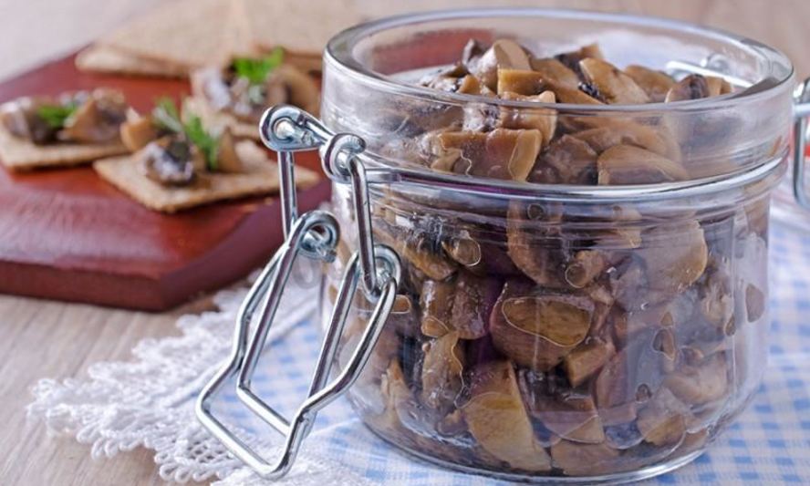 Рецепт жареных грибов на зиму в банках