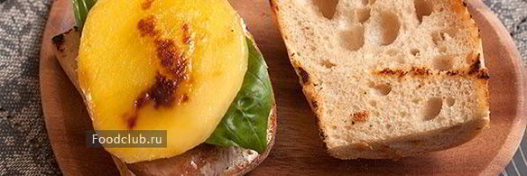 бутерброд со свининой и манго