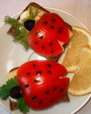 Бутерброды Божья коровка