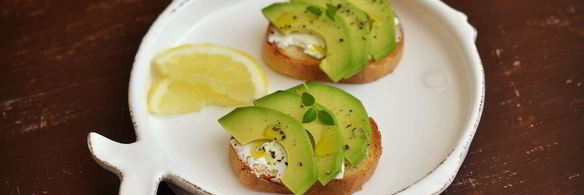 бутерброды с авокадо