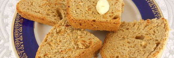 бутерброды с брынзой, вялеными помидорами и сыровяленой колбасой