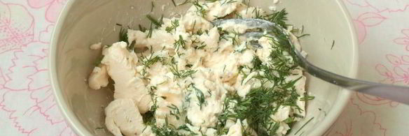 бутерброды с семгой, помидорами и плавленным сыром