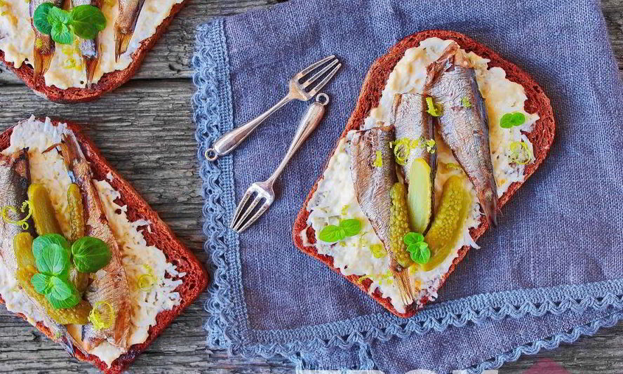 Рецепт бутербродов с шпротами